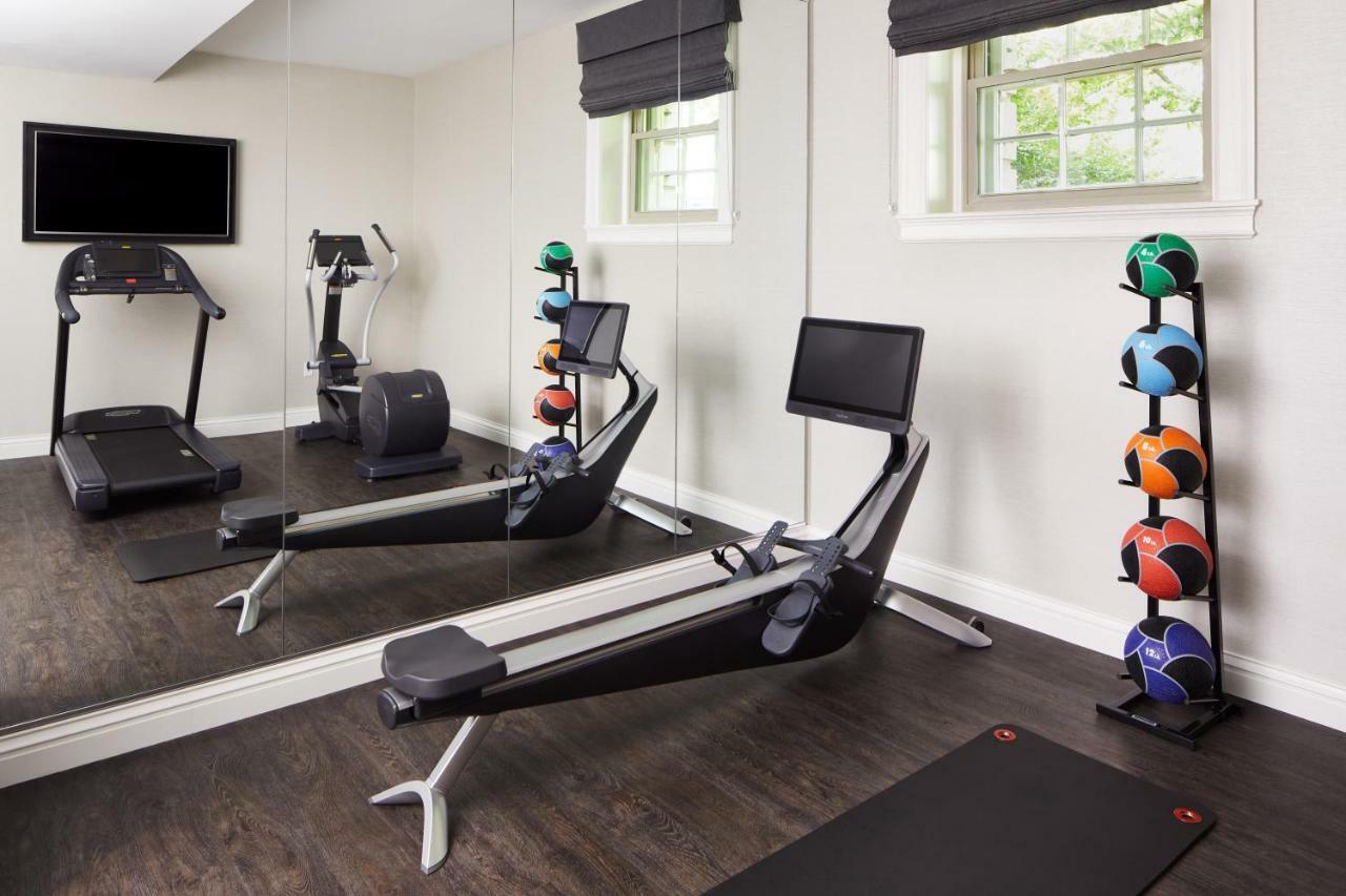 เดอะวิตนีย์ โฮเทล บอสตัน Hotel ภายนอก รูปภาพ A home gym