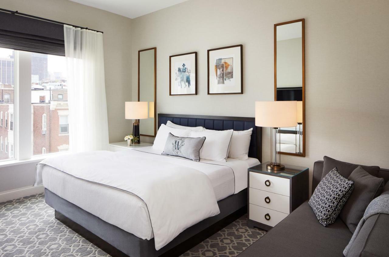 เดอะวิตนีย์ โฮเทล บอสตัน Hotel ภายนอก รูปภาพ A bedroom at the Hotel Commonwealth
