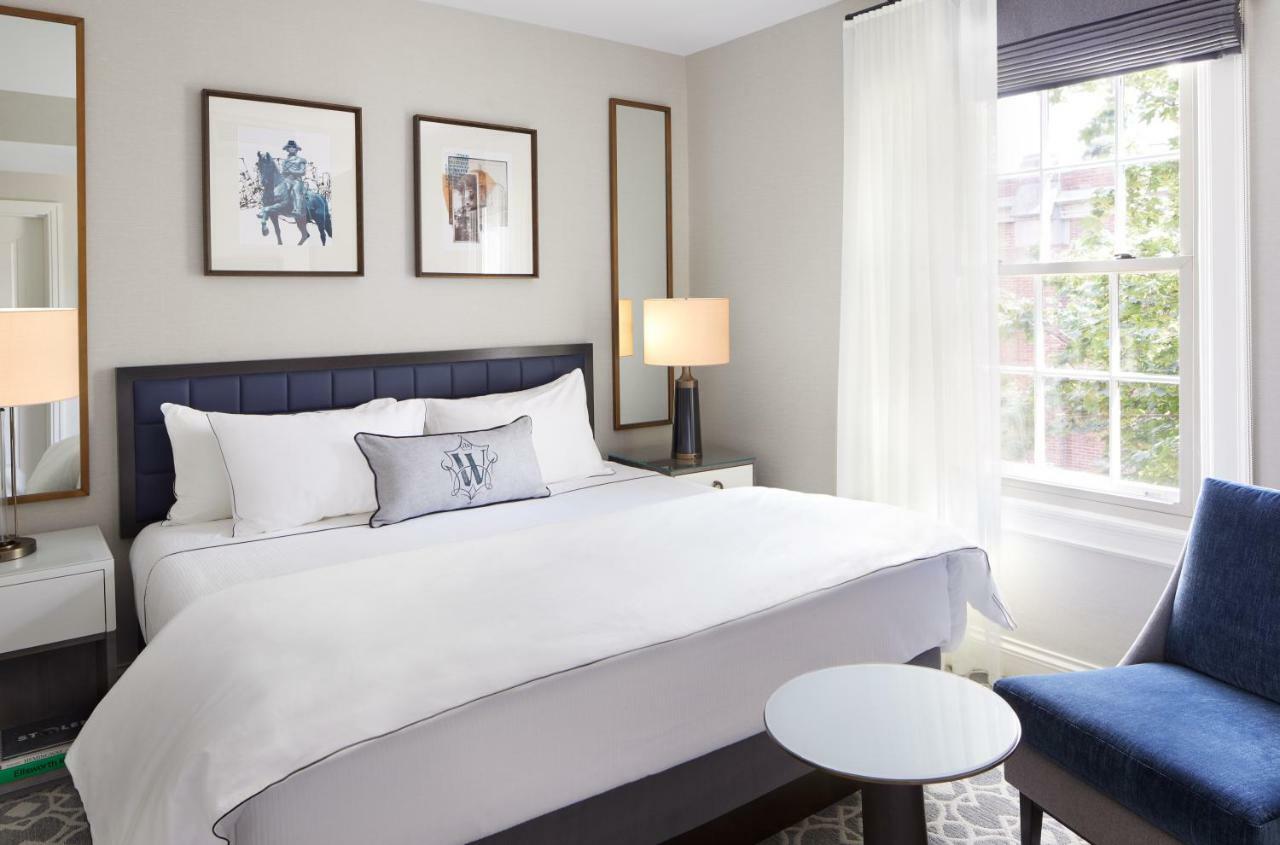 เดอะวิตนีย์ โฮเทล บอสตัน Hotel ภายนอก รูปภาพ A bedroom at the Hotel Commonwealth